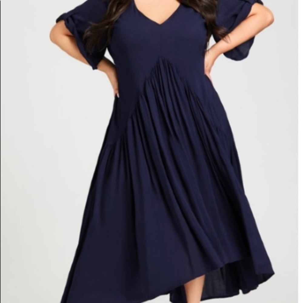 Avenue Val navy blue dress flowy hi low 18 20